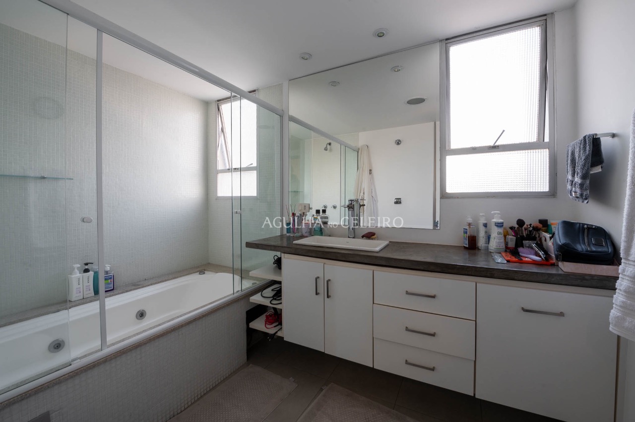 Apartamento com planta excelente no Itaim. – 16766