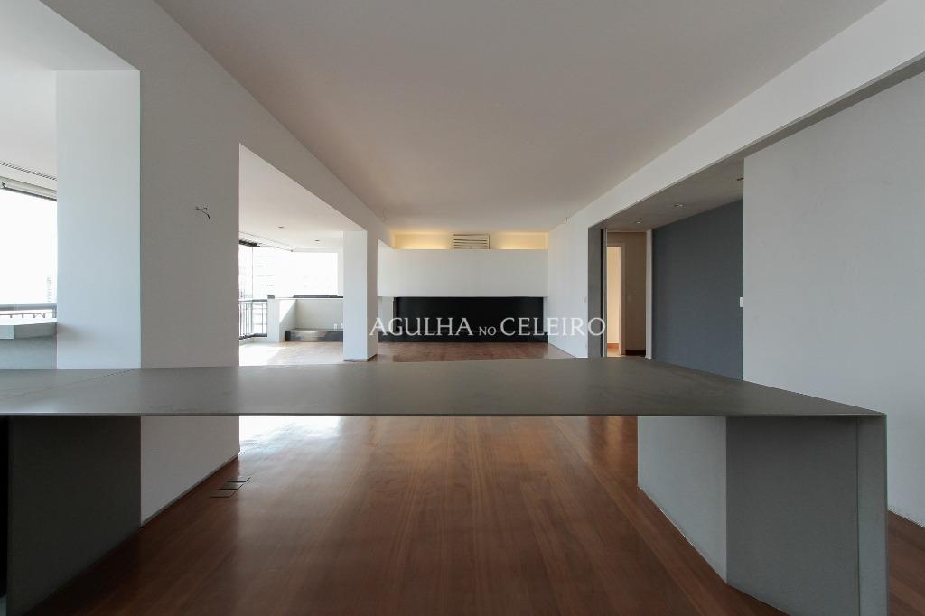 Apartamento com vista livre à venda na Vila Madalena – AP4662