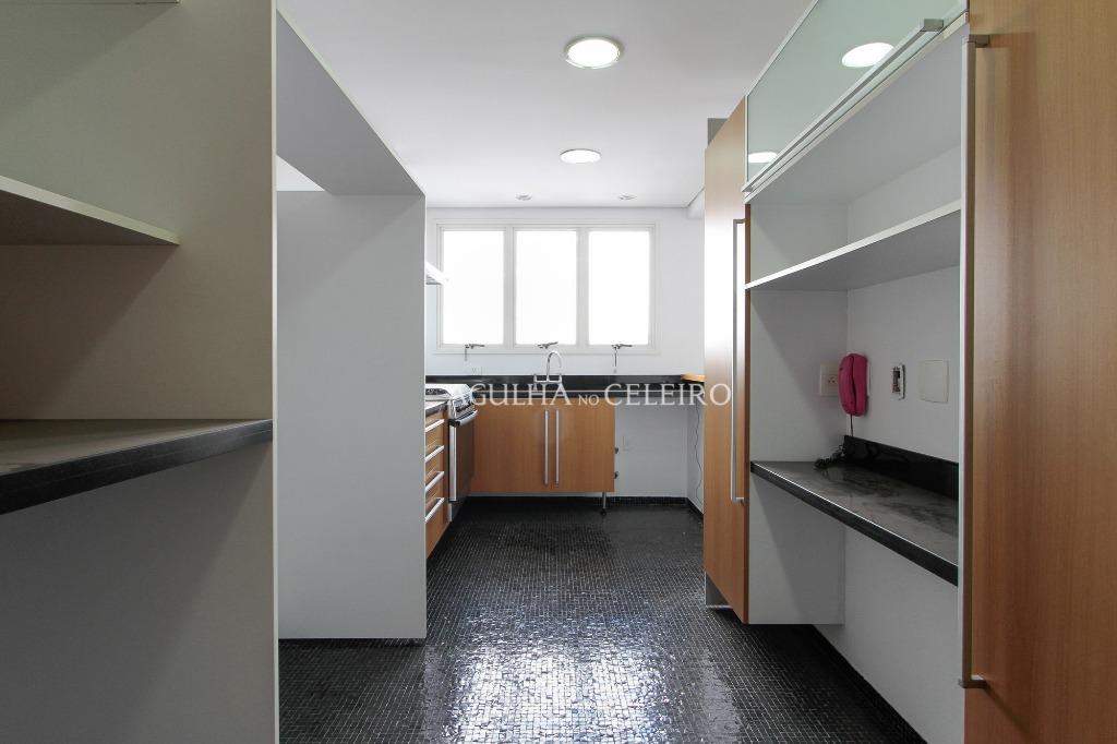 Apartamento com vista livre à venda na Vila Madalena – AP4662
