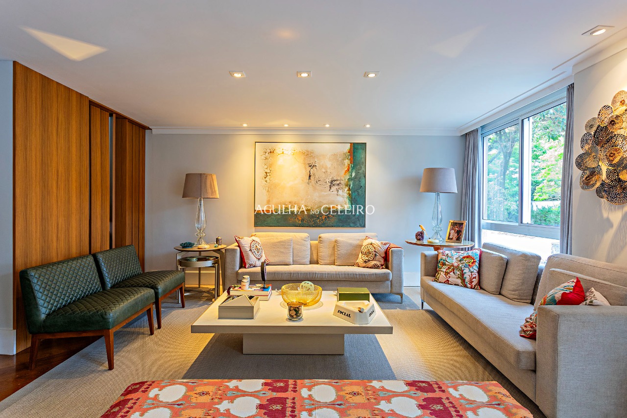 Casa em condomínio fechado em uma das melhores ruas da Vila Madalena. – CA0464