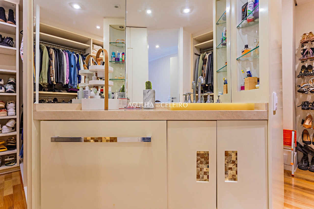 Casa em condomínio fechado em uma das melhores ruas da Vila Madalena. – CA0464