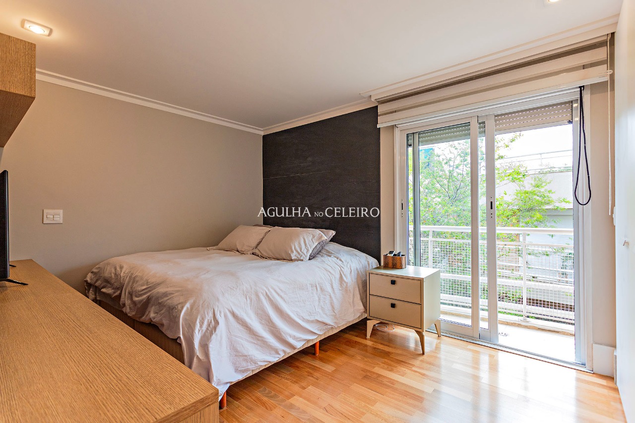 Casa em condomínio fechado em uma das melhores ruas da Vila Madalena. – CA0464