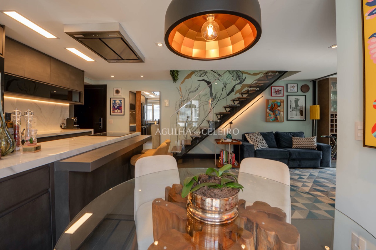 Cobertura toda reformada na Vila Madalena. – CO0469