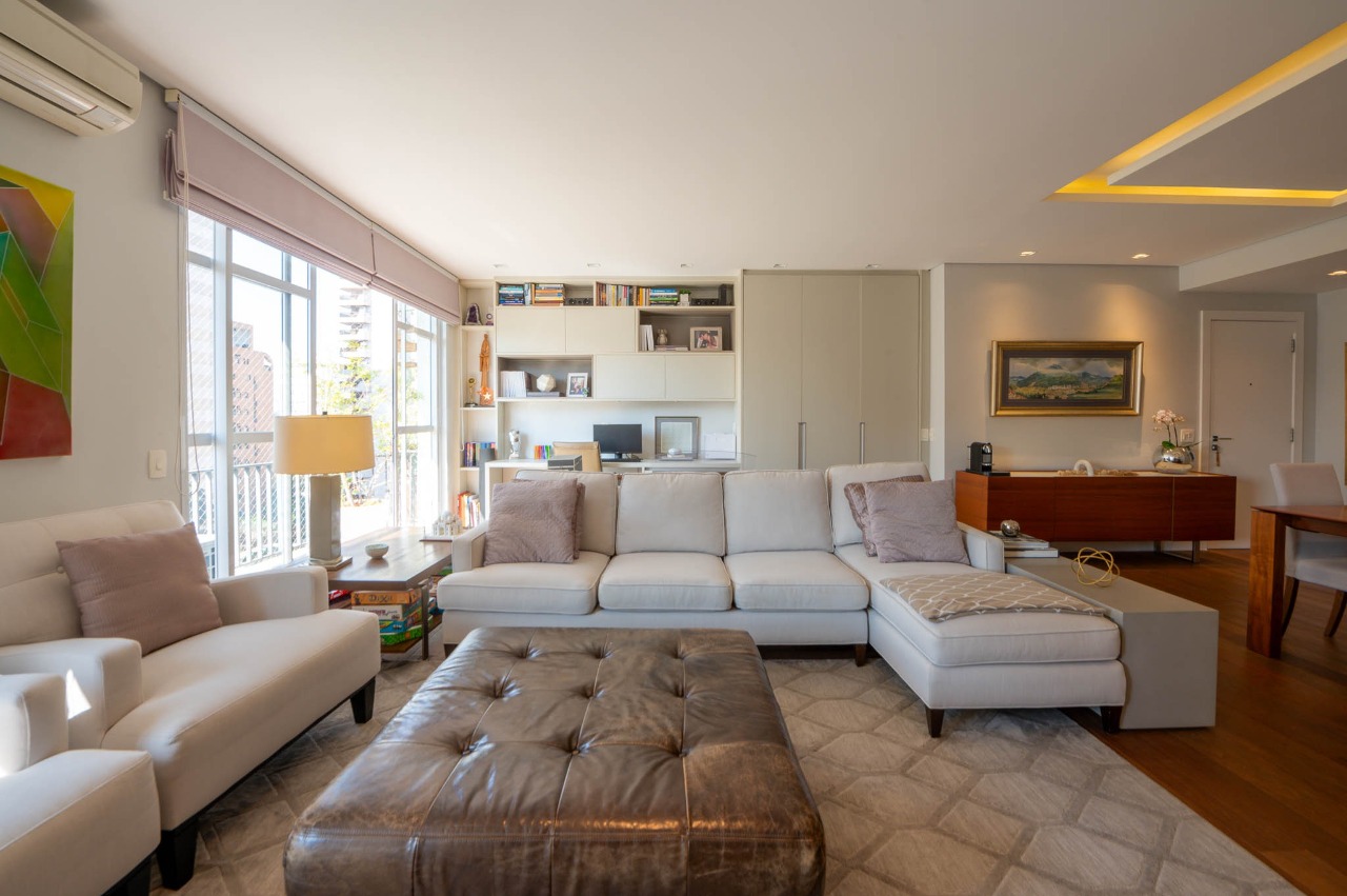Apartamento reformado à venda Vila Nova Conceição – 17102