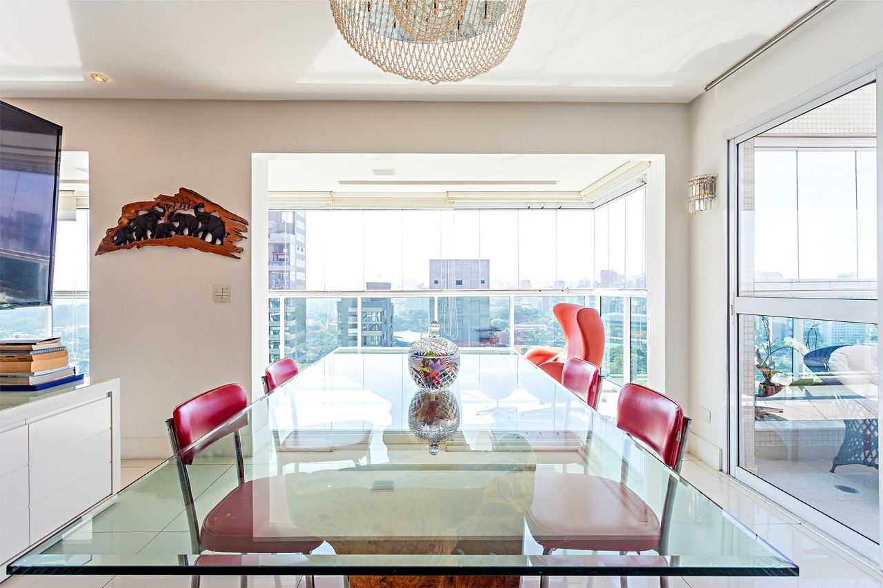 Cobertura triplex com vista à venda em Moema. – 17139