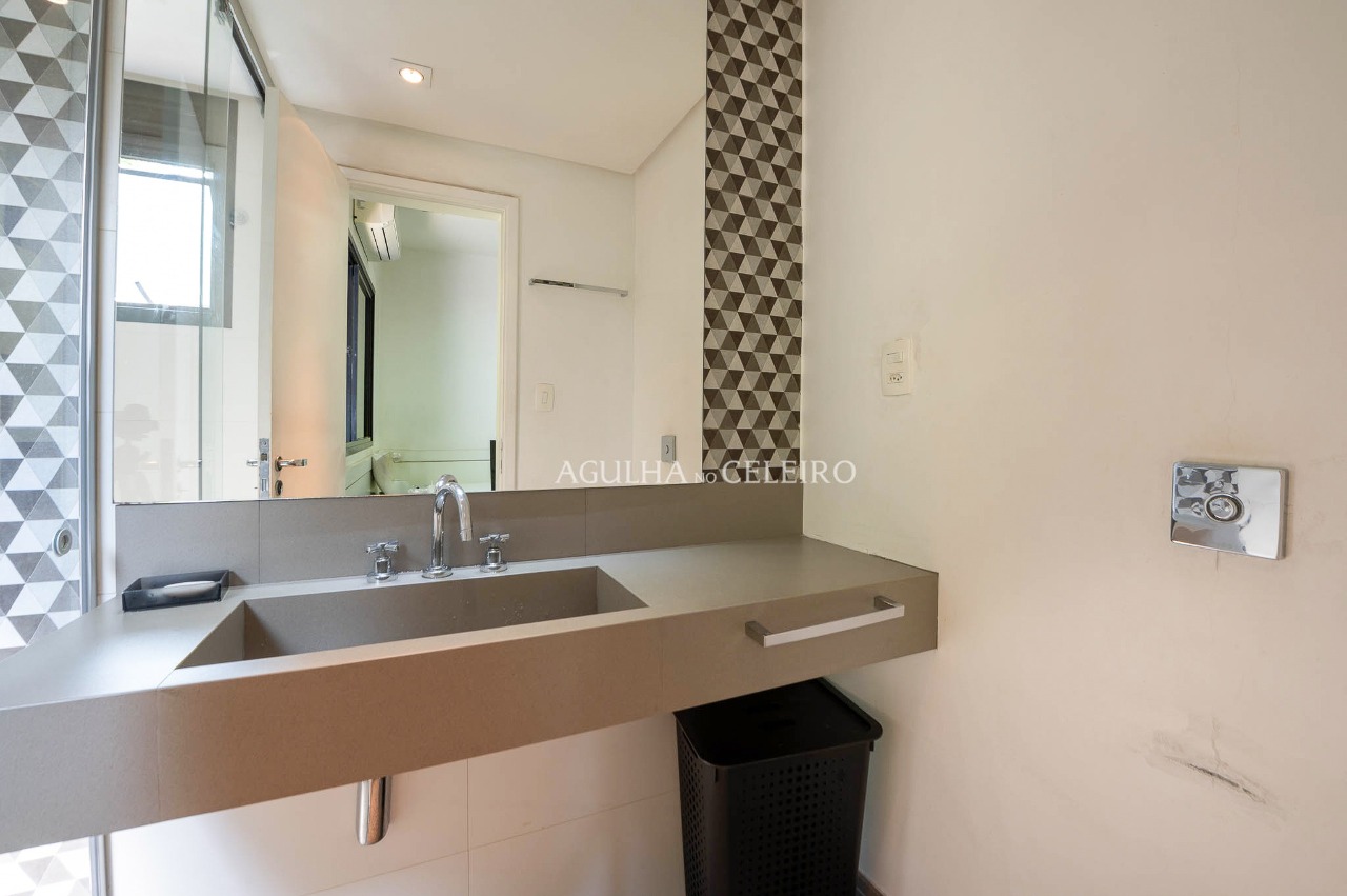 Apartamento à venda em Moema Pássaros – 17378