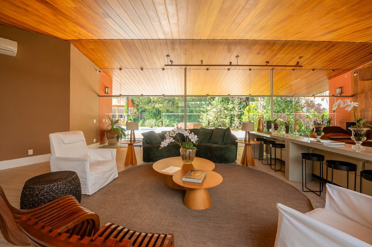 Casa térrea espetacular à venda em Alto de Pinheiros – CA0947