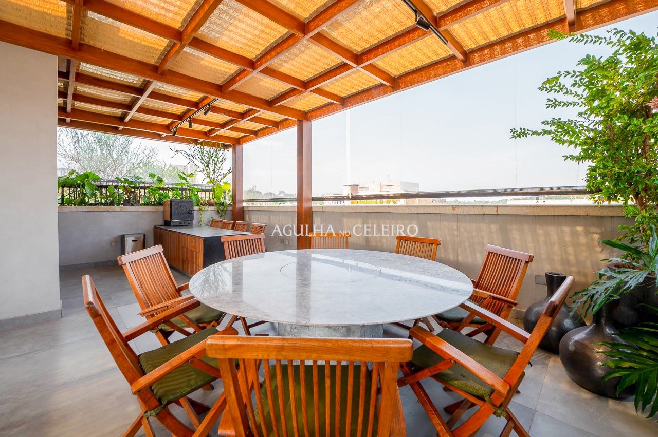 COBERTURA SUPER REFORMADA PRONTA PARA MORAR / Projeto de Predio assinado por Joao Armentan – 17078