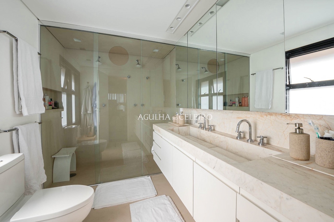 COBERTURA SUPER REFORMADA PRONTA PARA MORAR / Projeto de Predio assinado por Joao Armentan – 17078