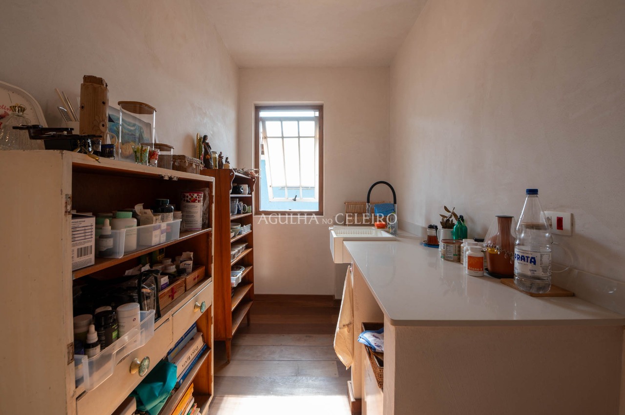 Casa com quintal à venda na Alto de Pinheiros – 17099