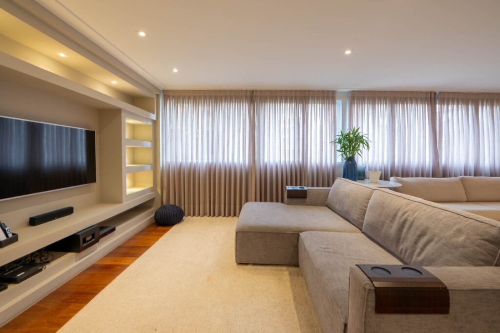 Apartamento mobiliado com localização excelente para locação no Itaim Bibi. – 17391