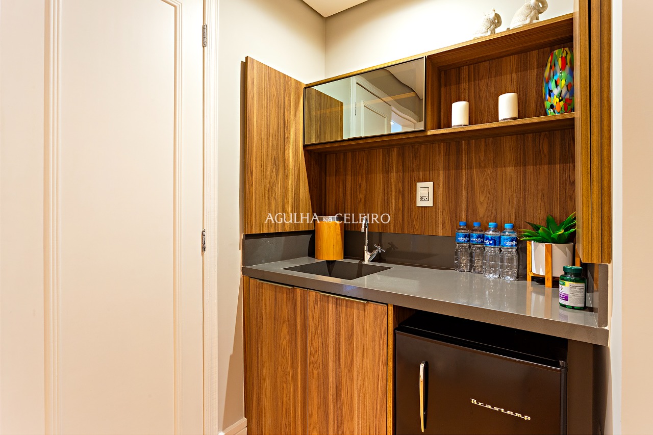 Linda casa em excelente localização no Jardim Guedala – 17408