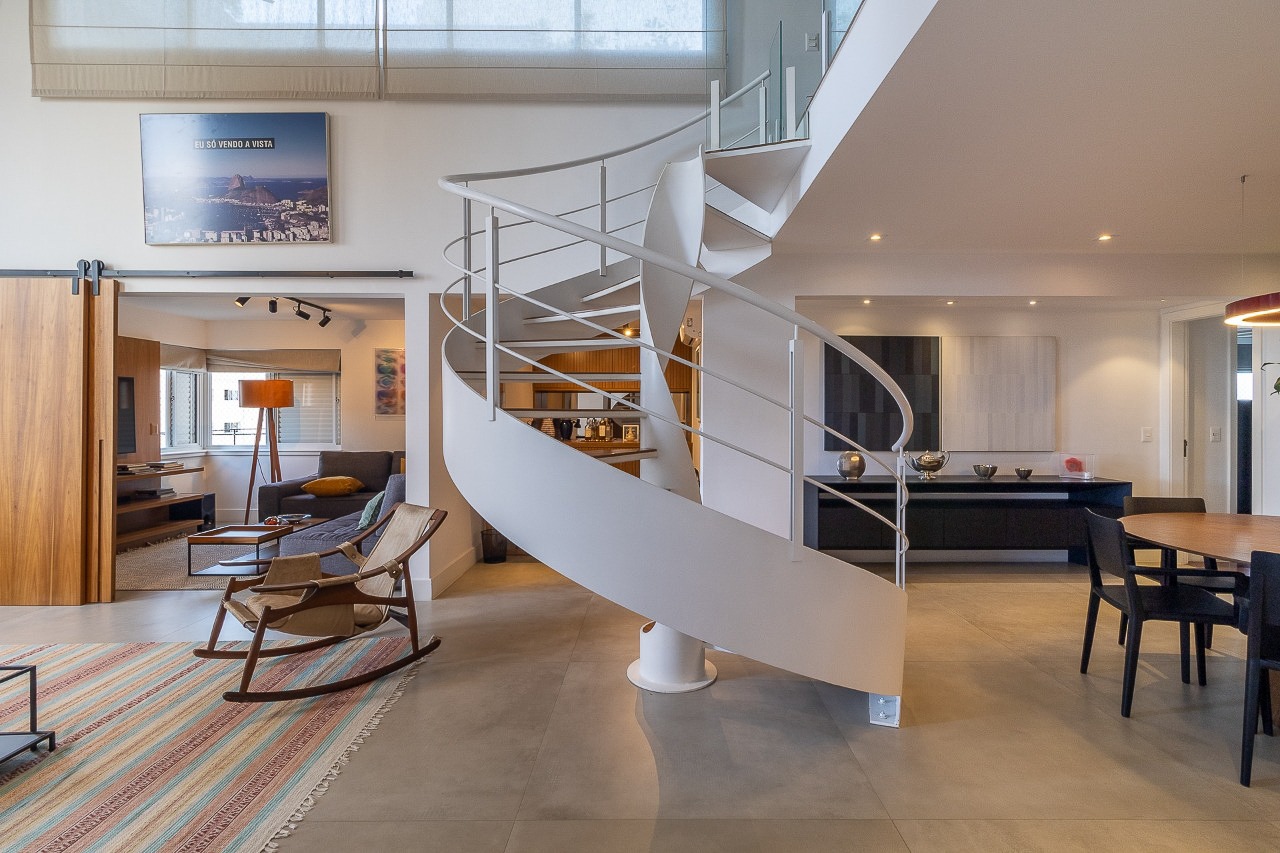 Cobertura com projeto moderno, iluminado e área externa super relaxante, no melhor do Itaim Bibi. – CO0570