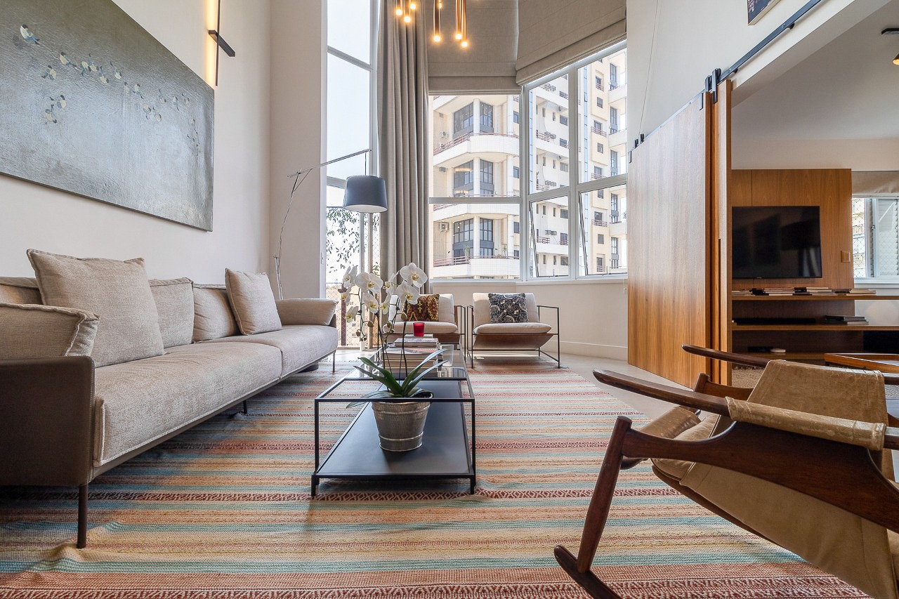 Cobertura com projeto moderno, iluminado e área externa super relaxante, no melhor do Itaim Bibi. – CO0570