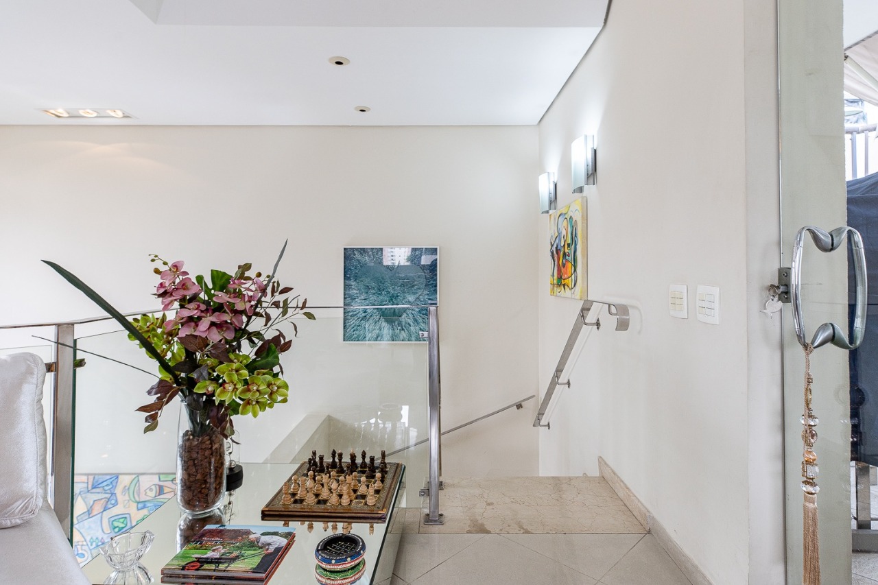 Cobertura Duplex em Moema, fora de rota e perto da Escola Móbile. – 12719 - Baroni-9