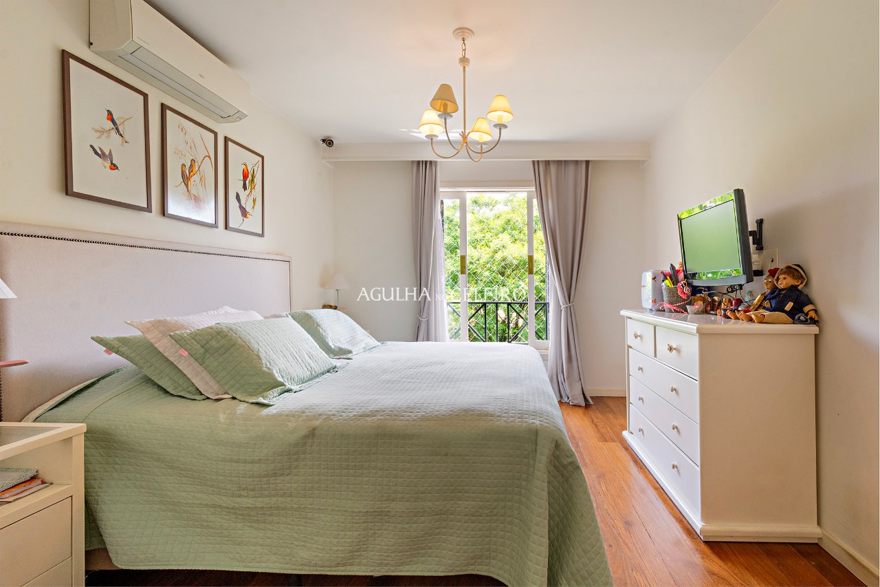 Casa em condomínio à venda no Jardim Guedala – 17432