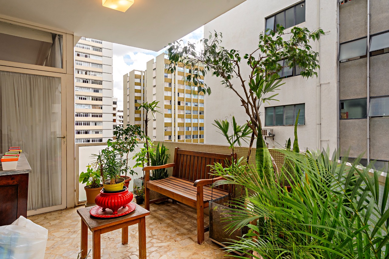 Apartamento à venda no Jardim América – 17920