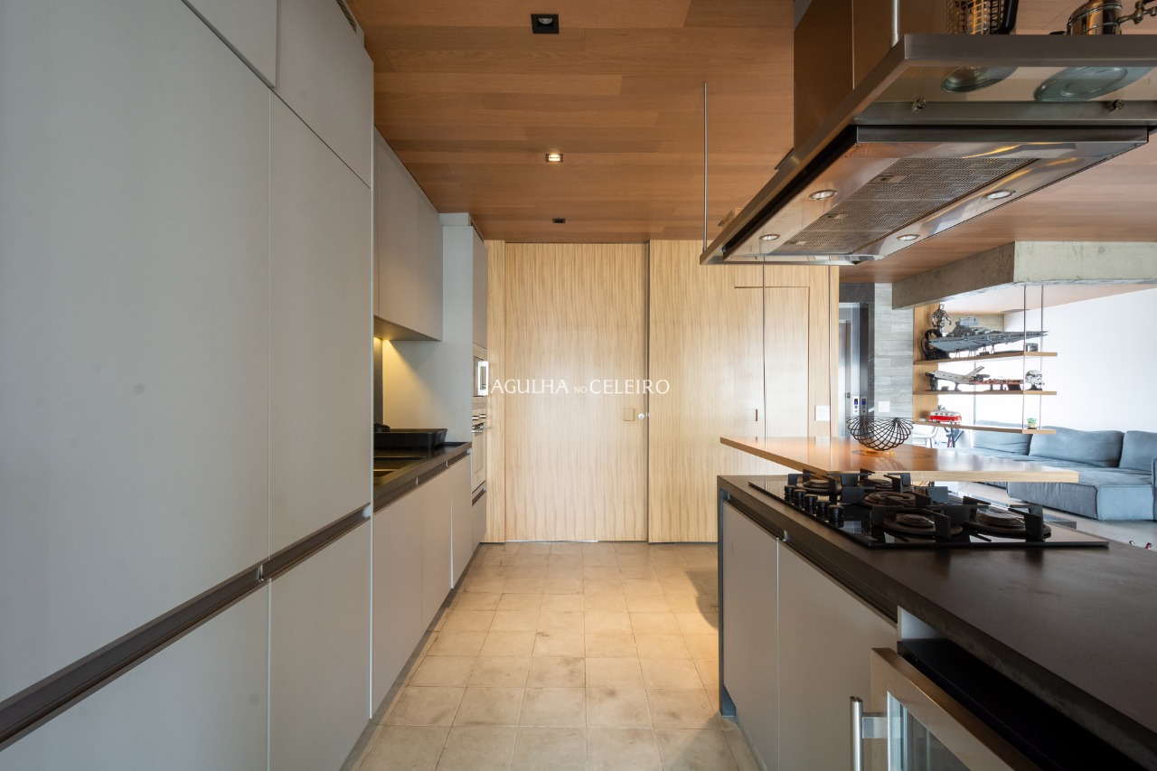 Apartamento assinado por Nildo José em ótima localização em Moema. – 13980 - DSC_9779