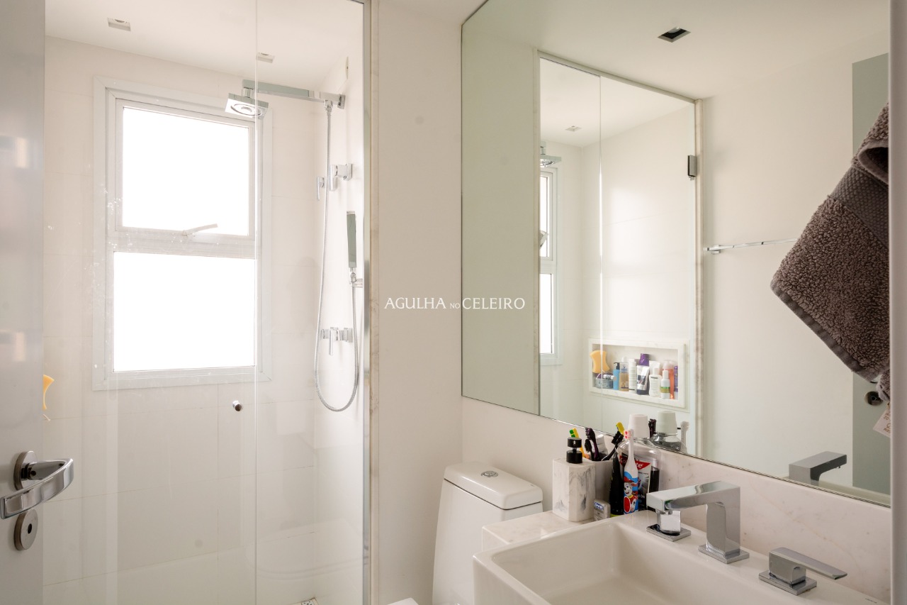 Apartamento assinado por Nildo José em ótima localização em Moema. – 13980 - DSC_9703