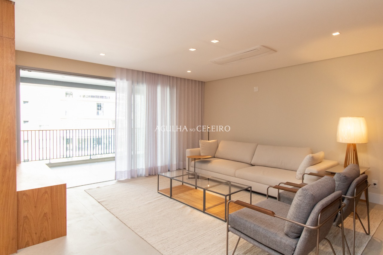 Apartamento à venda em Moema. – 8792