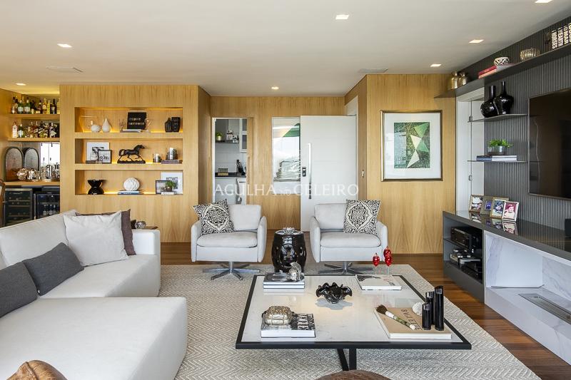 Venda/Campo Belo: colírio do bairro com vista eterna! – AP6236