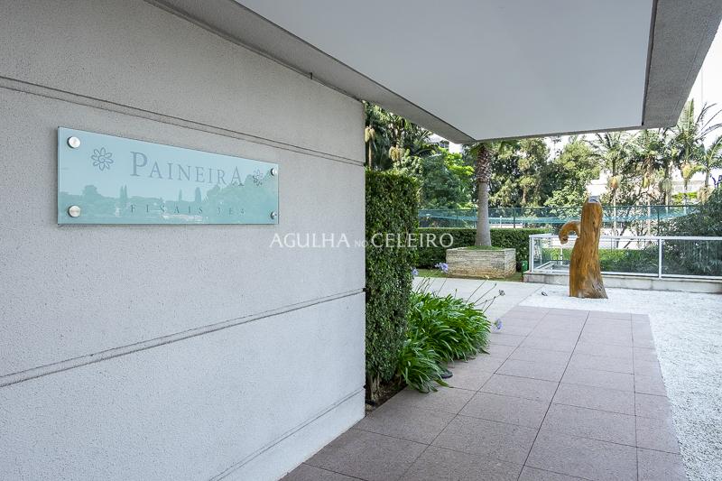 Venda/Campo Belo: colírio do bairro com vista eterna! – AP6236