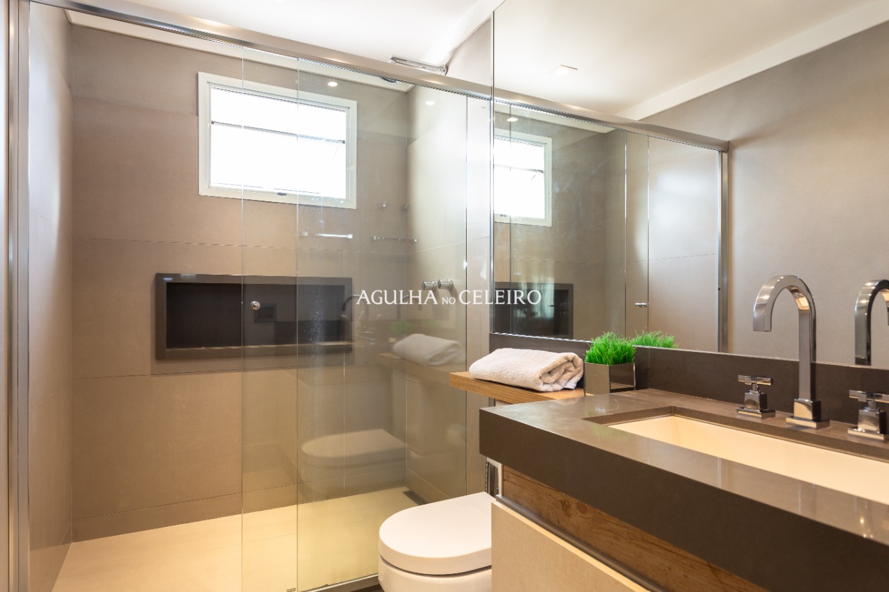 Apartamento duplex impecável pronto para morar em excelente localização. – AP7425