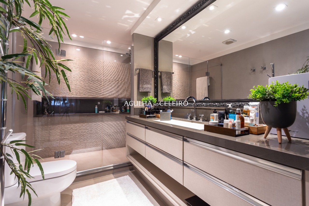 Apartamento duplex impecável pronto para morar em excelente localização. – AP7425