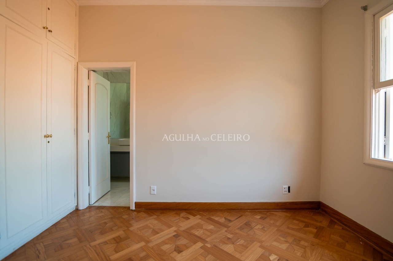 Casa ampla no Jardim Paulista. – CA0846