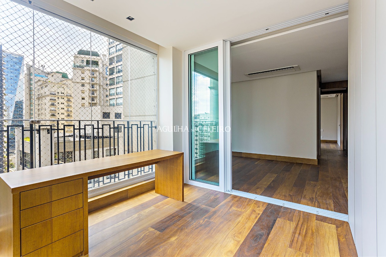 apartamento-impecavel-a-venda-no-itaim-bibi-18121-5