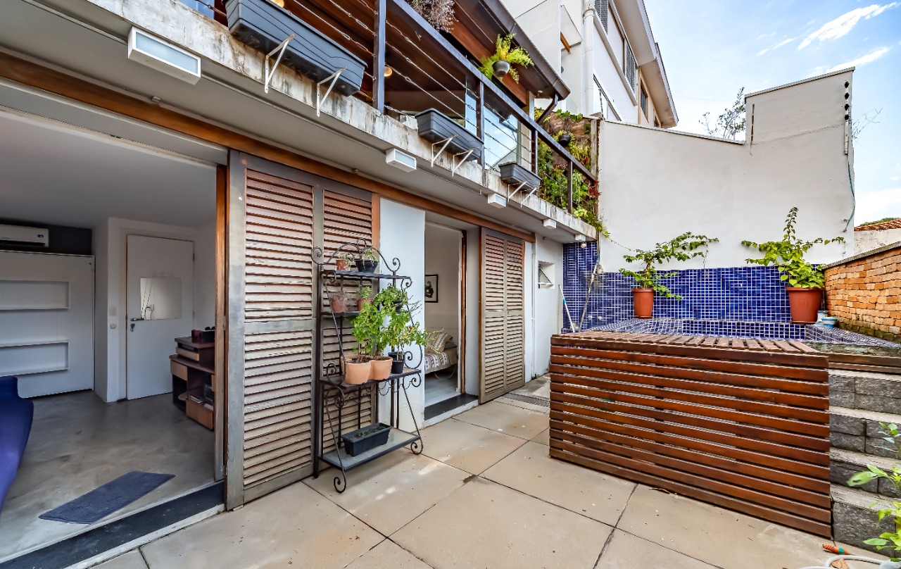 casa-com-ambientes-modernos-e-uma-vista-de-se-apaixonar-em-excelente-localizacao-da-vila-madalena-18416-11