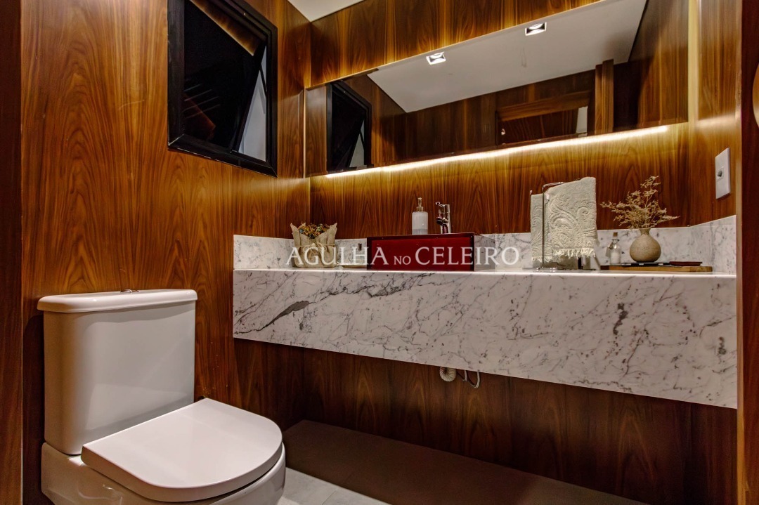 Cobertura totalmente reformado com vista eterna. – 18392