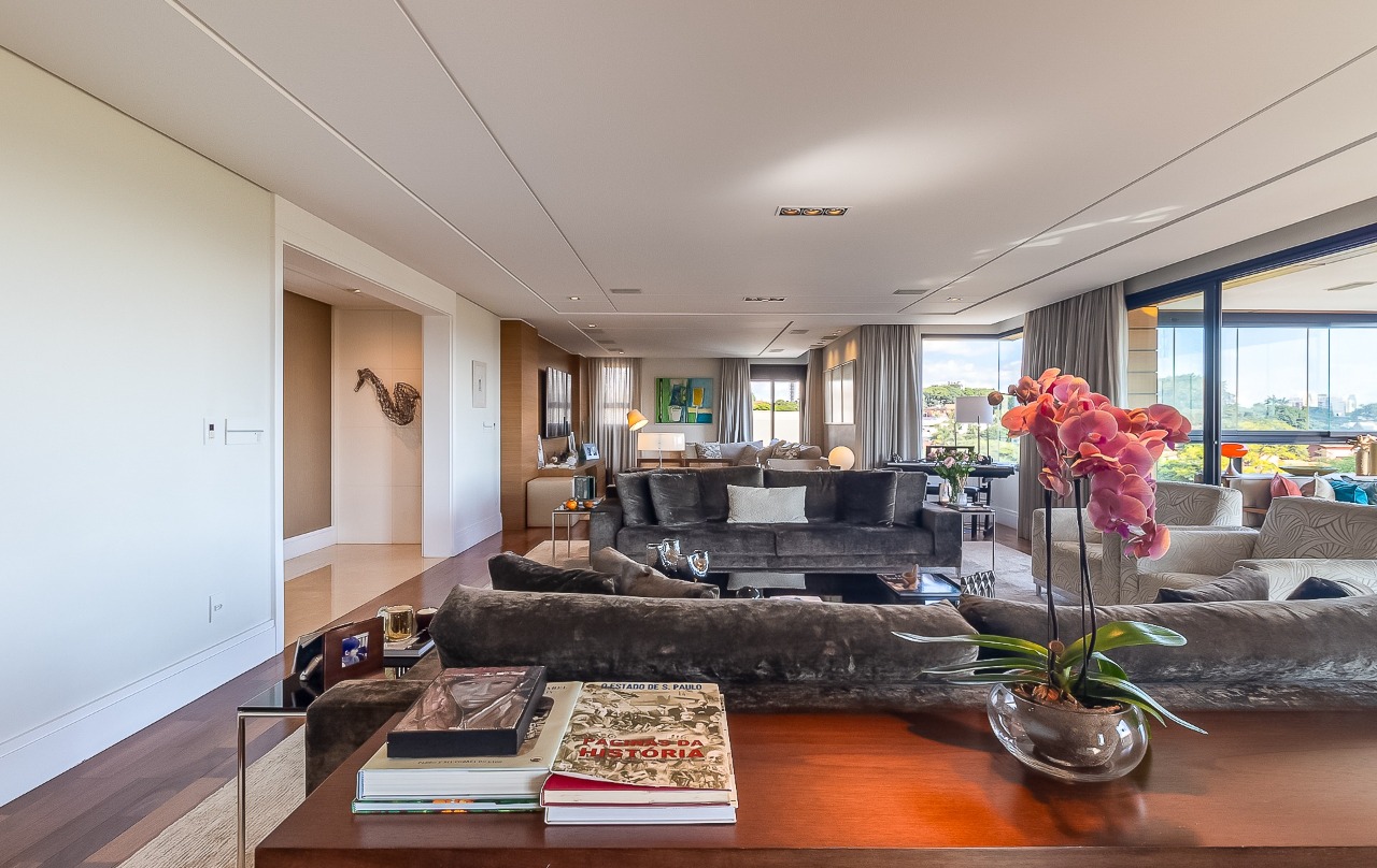 Apartamento com excelentes acabamentos e uma janela com uma vista maravilhosa, em Alto de Pinheiros. – 18518 - IMG_6954-HDR