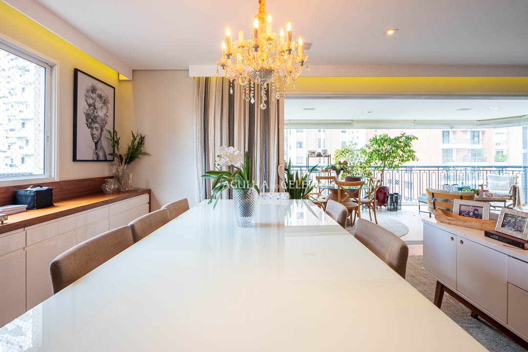 Apartamento super claro e arejado na melhor localização do bairro. – AP5792