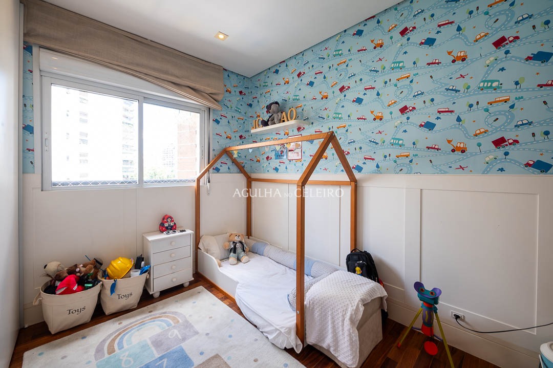 Apartamento super claro e arejado na melhor localização do bairro. – AP5792