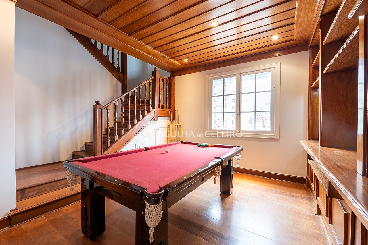 Cobertura duplex com terraço bárbaro à venda no Jardim America. – CO0078