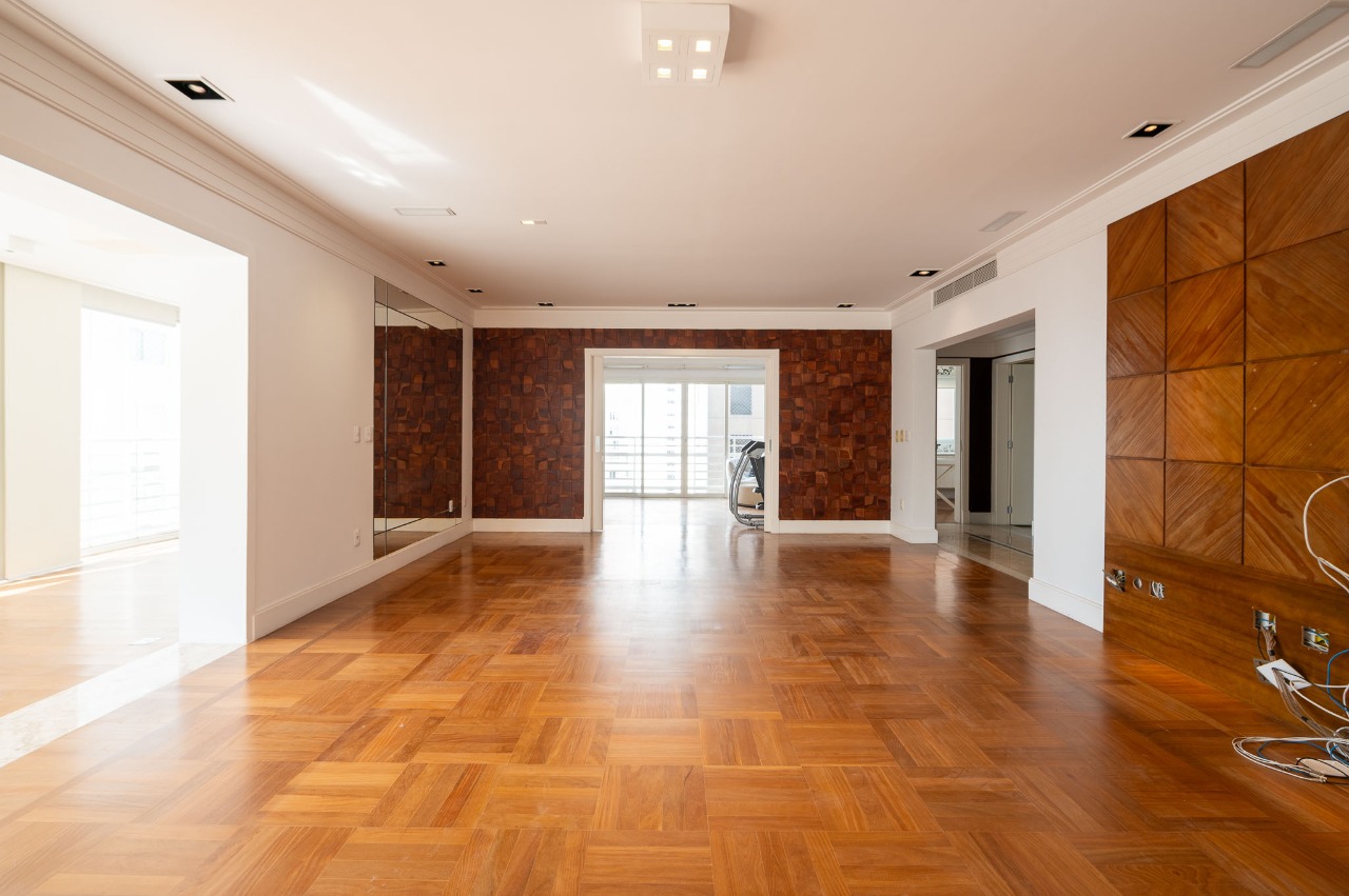 Apartamento com Vista Panorâmica no Coração do Itaim – Viva o Melhor da Cidade! – 18587