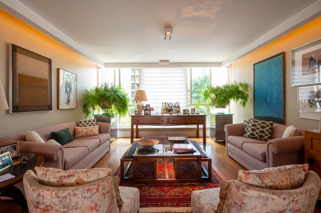 Apartamento amplo no Jardim América. – 18568
