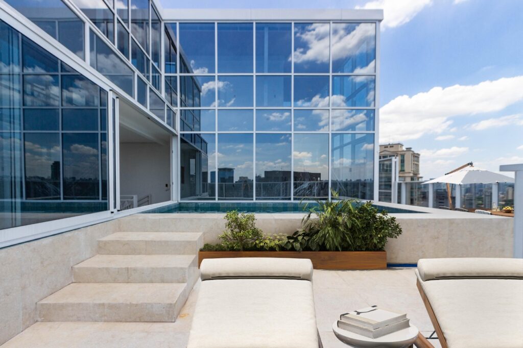 Cobertura espetacular com vista incrível à venda no Itaim Bibi. – 18646