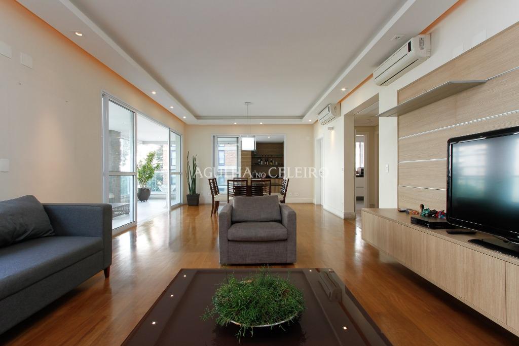 Apartamento com varanda Gourmet à venda em Moema. – AP2375