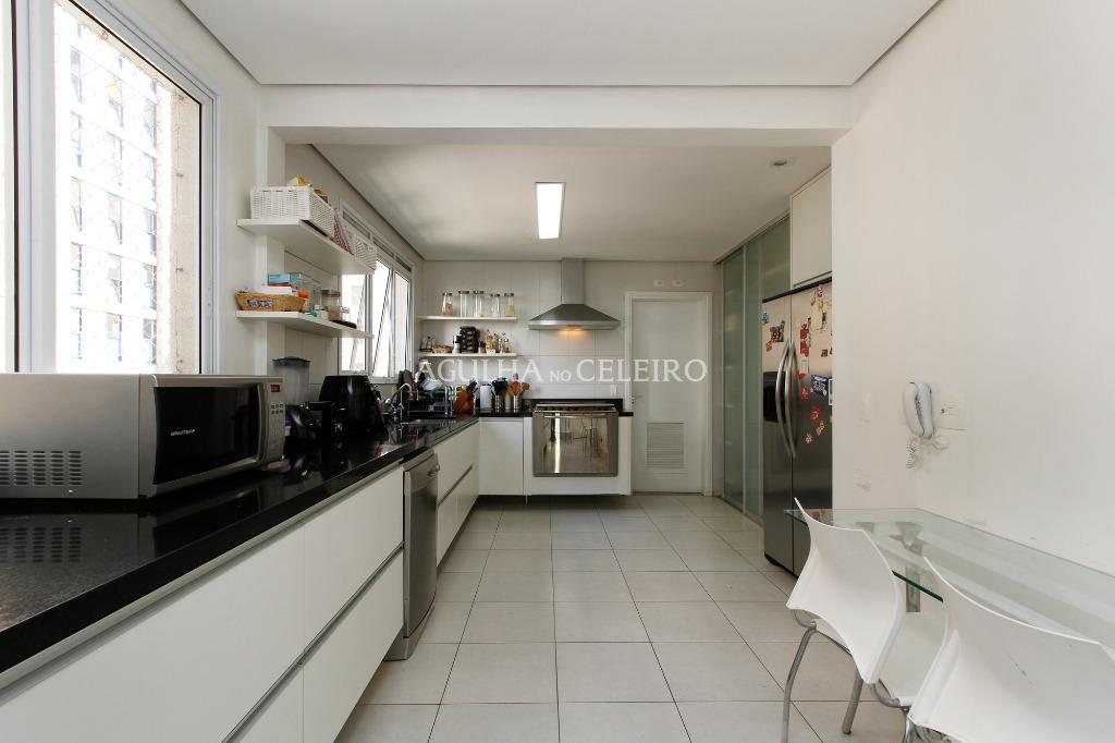 Apartamento com varanda Gourmet à venda em Moema. – AP2375