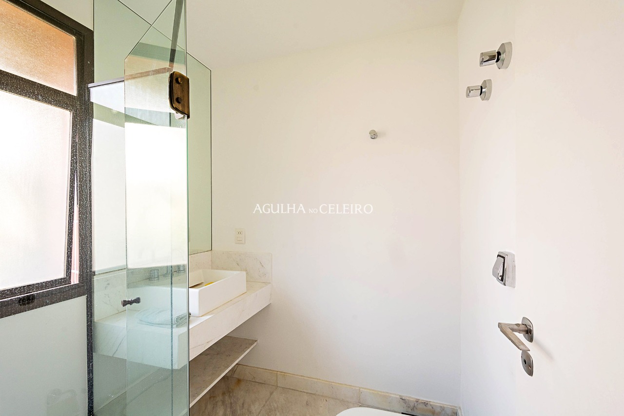 Apartamento em localização estratégica para venda em Moema. – 13808