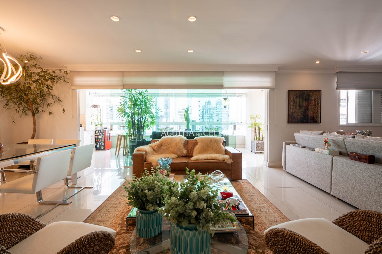 Apartamento à venda em condomínio clube cobiçado no Itaim – 18408