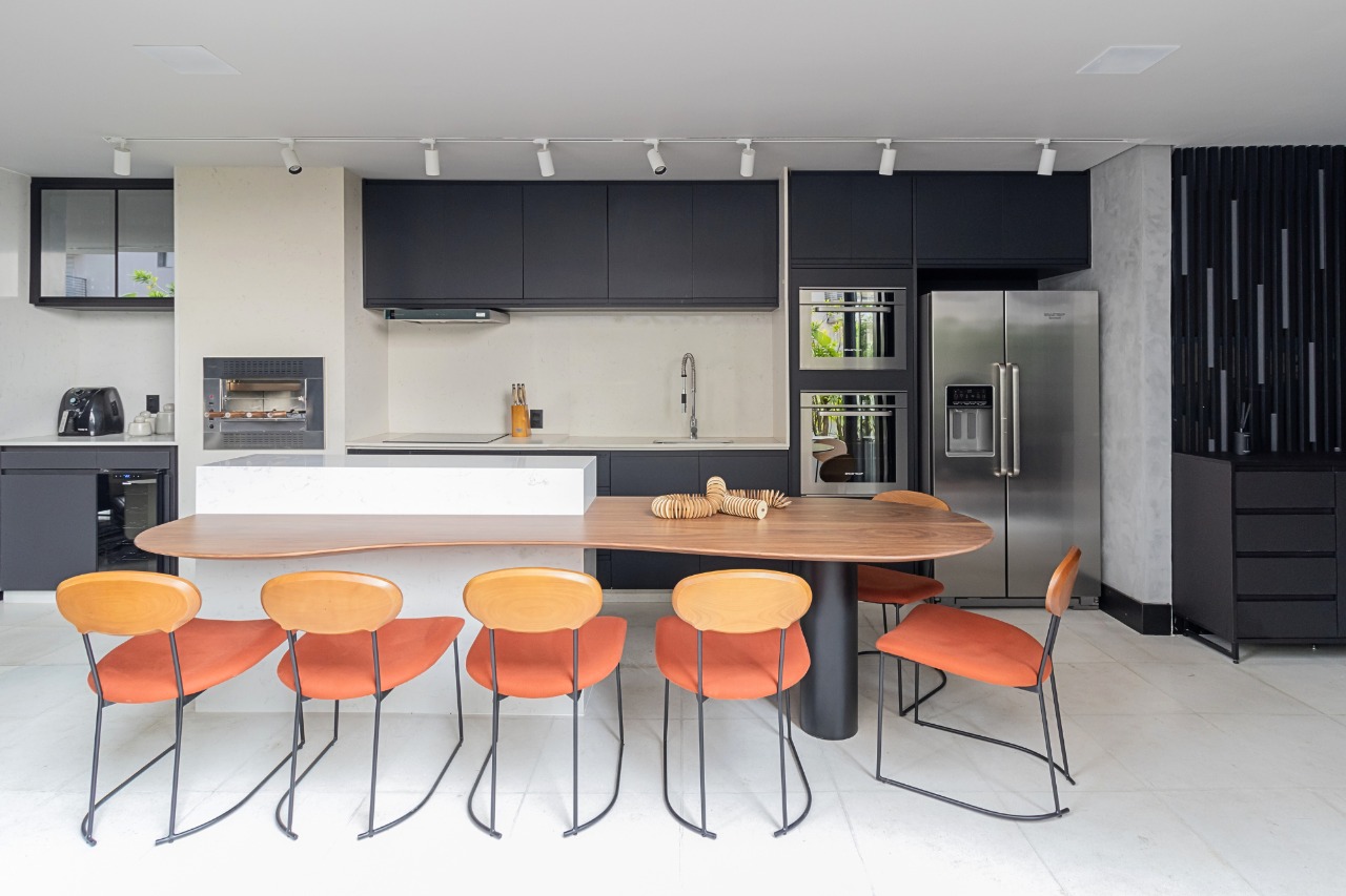 Cobertura Duplex em Pinheiros com Vista Privilegiada, Área Externa e Lazer Completo – 18811