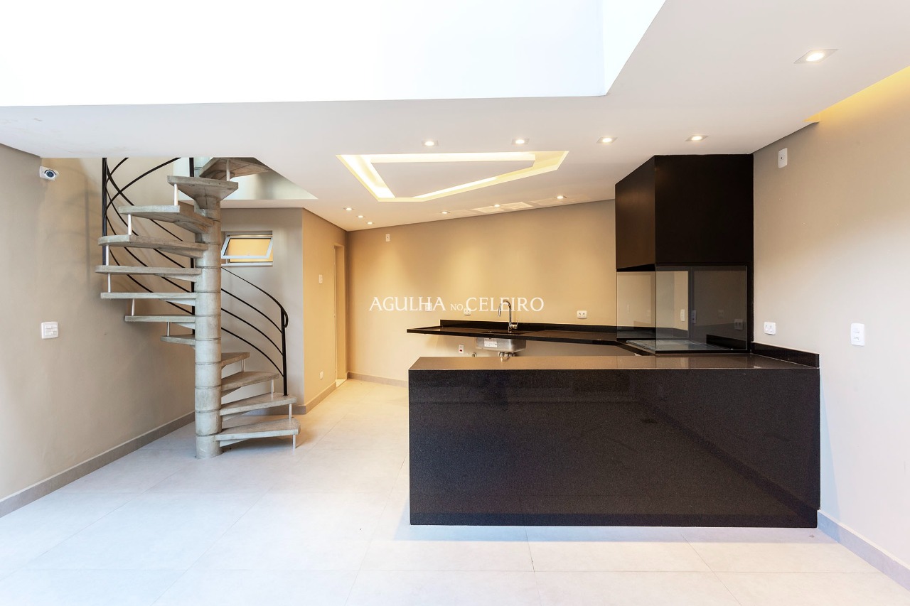 Casa charmosa e aconchegante á venda na Vila Madalena. – CA1249