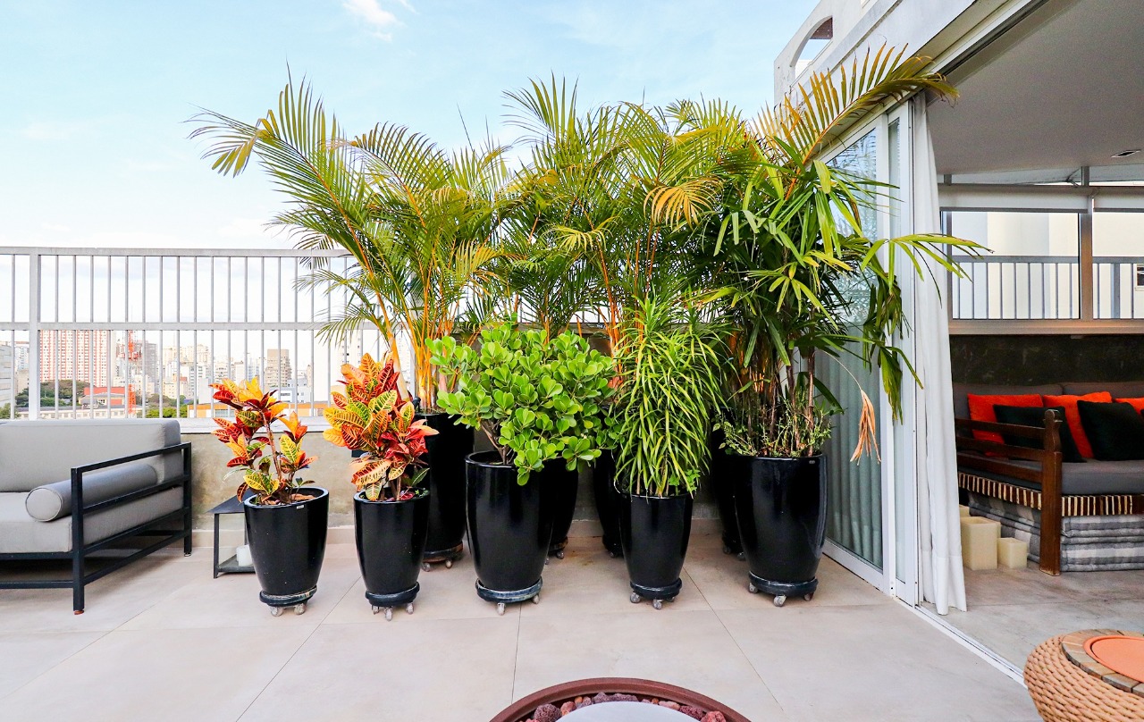 Cobertura charmosa, com área externa de tirar o fôlego e ambientes integrados, em Pinheiros. – CO0372