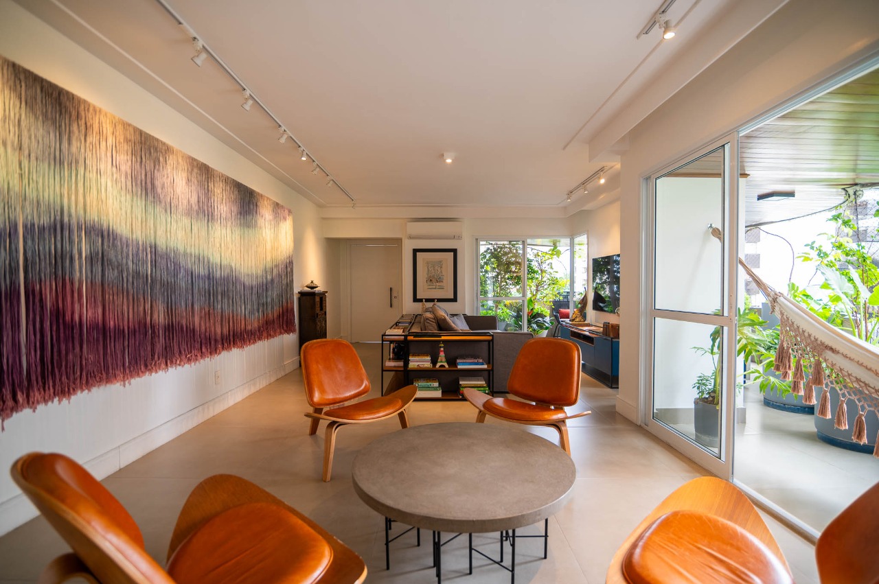 Apartamento Reformado em Moema – 17178