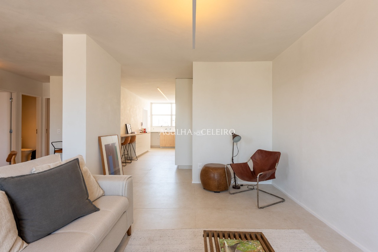 Apartamento totalmente reformado para venda no melhor do Itaim. – 18765