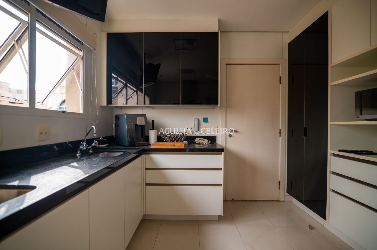 Apartamento impecável à venda no Itaim Bibi, a poucos passos do Parque do Povo – 18998
