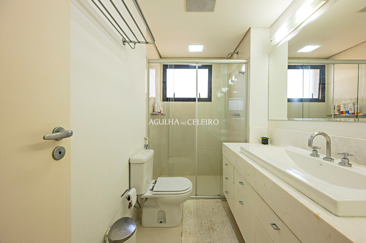 Apartamento reformado à venda na Vila Nova Conceição – 19544 - _RAF0349